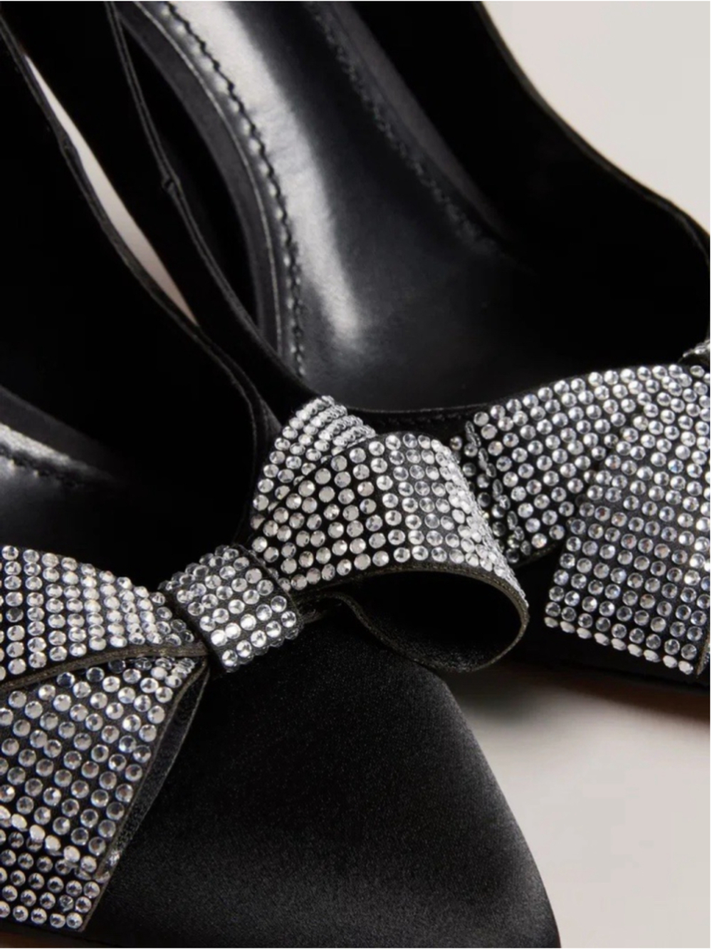 Ted Baker Orlilas Pointed Toe Satin Crystal Bow Stiletto Pumps Black Size 38/7.5 - Picture 3 of 13